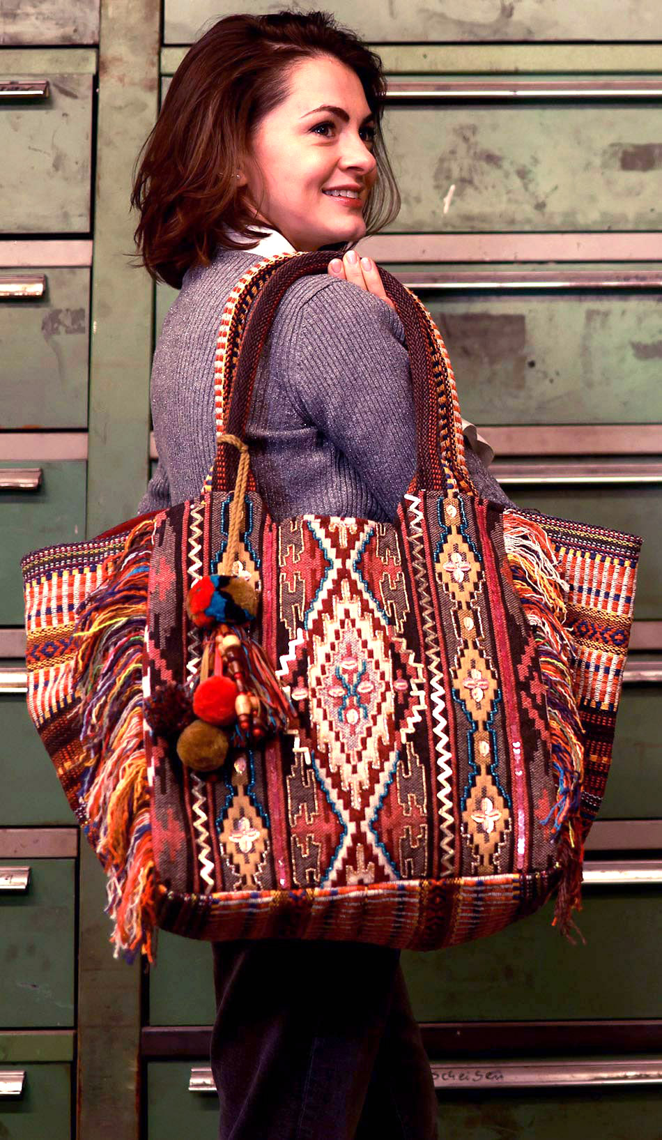 Manika Tasche